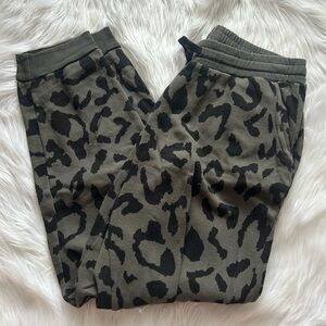 Strut This animal print Joggers
